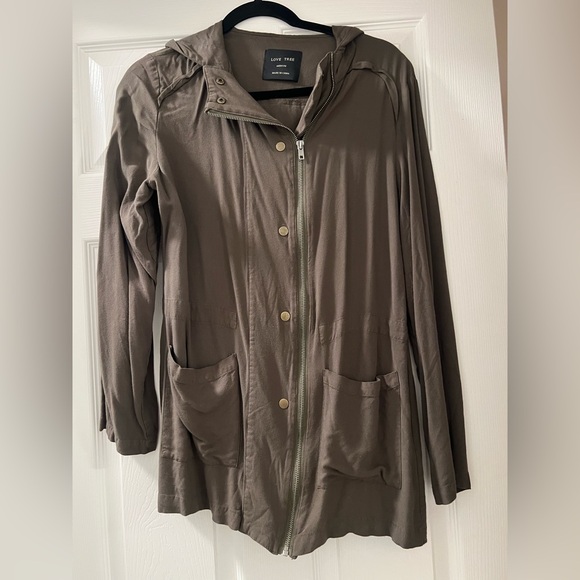 Love Tree Jackets & Blazers - Love Tree Olive Hooded Utility Jacket